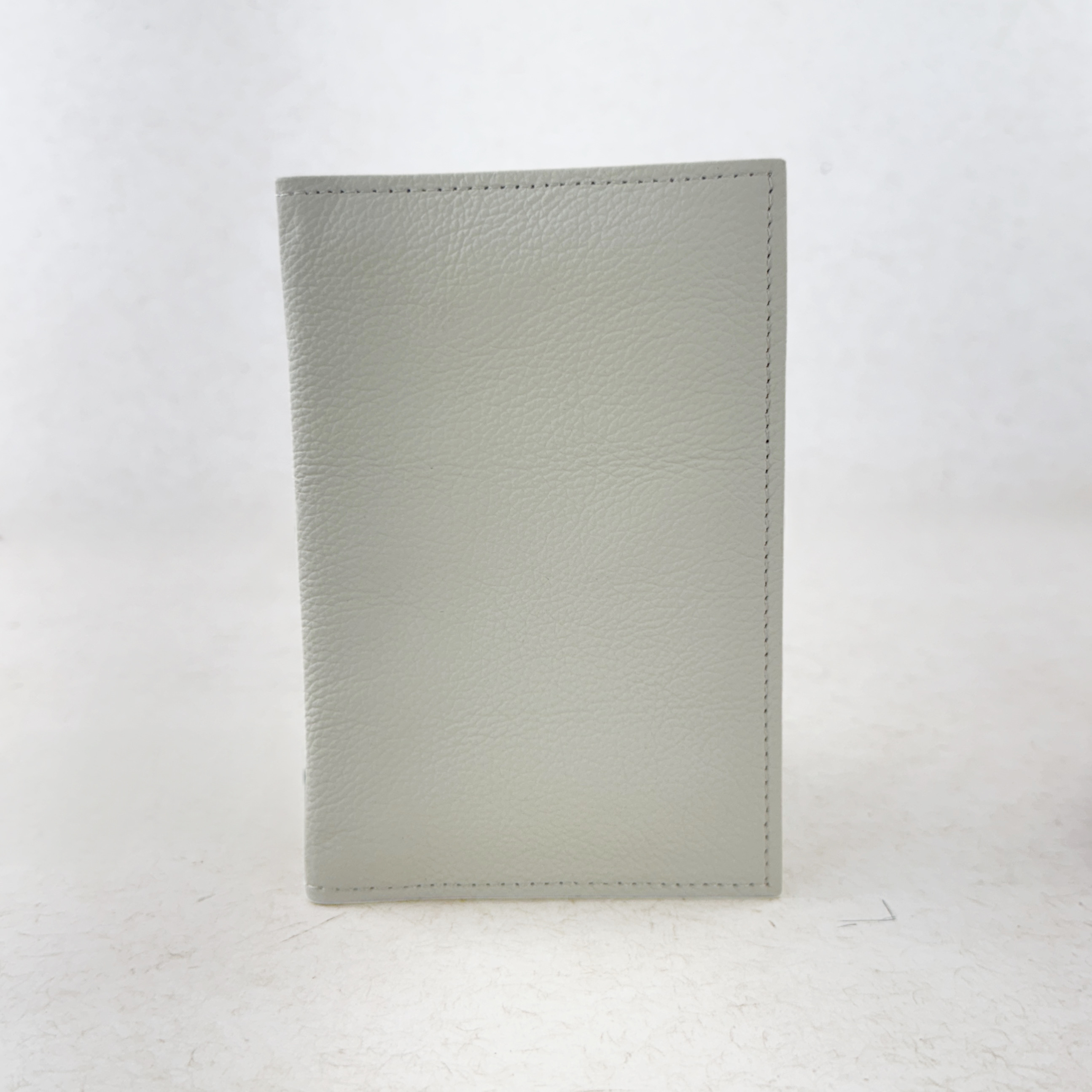 Alternative view of PORTA PASSAPORTE - 530