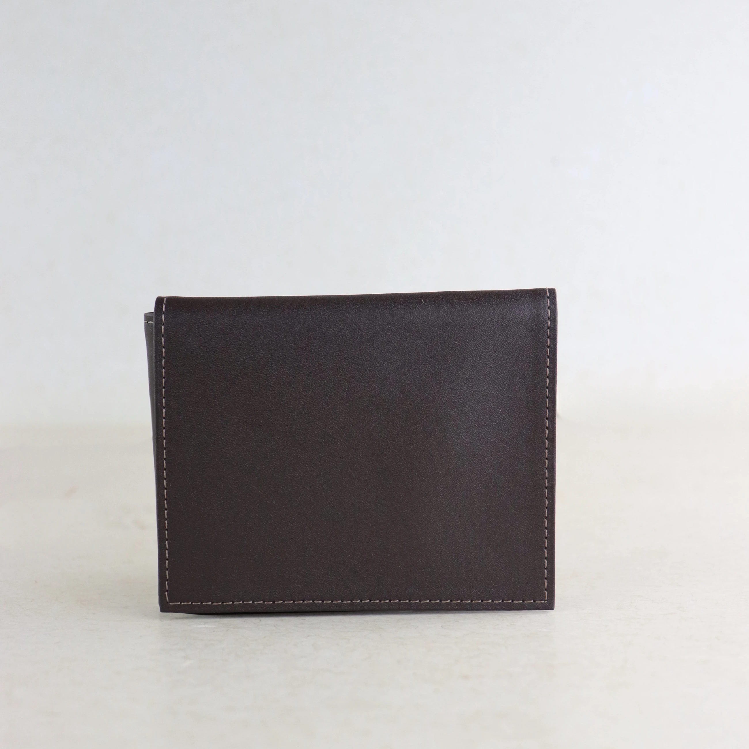 Alternative view of CARTEIRA MASCULINA - 115
